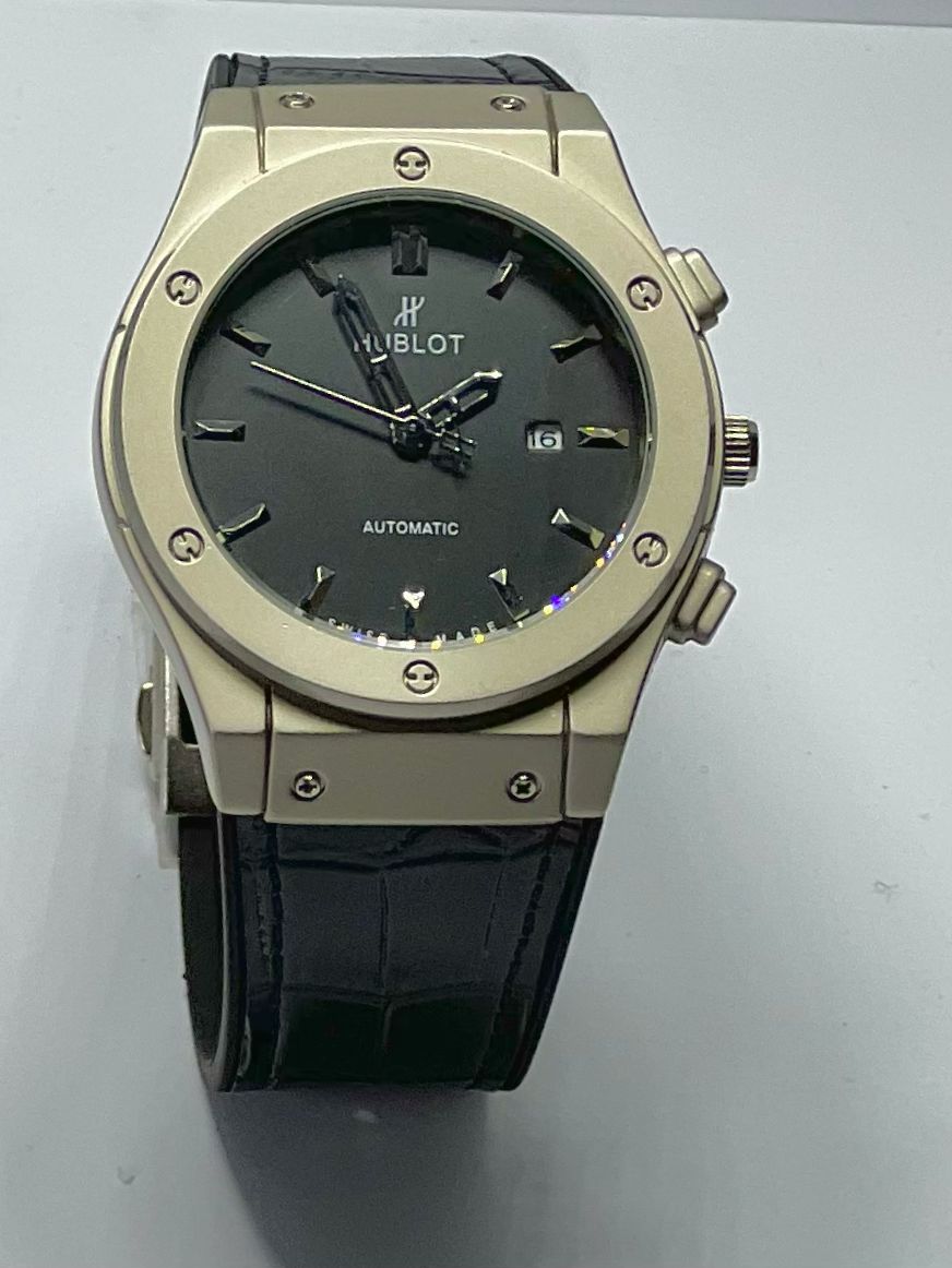 Hublot Style Premium Timepiece – Elegant & Timeless